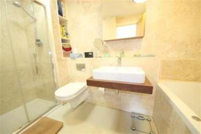  Image of 2 bedroom Flat to rent in London Road Burpham Guildford GU1 at Guildford, GU1 2AA