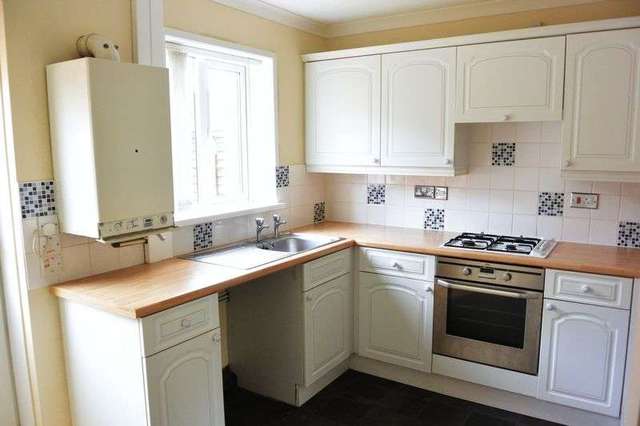  Image of 2 bedroom Terraced house to rent in Longpark Way St. Austell PL25 at Longpark Way  St. Austell, PL25 3UX