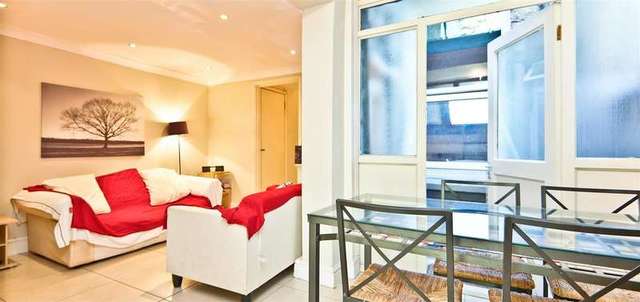  Image of 3 bedroom Apartment to rent in Loveridge Road London NW6 at Brondesbury, NW6 2DT