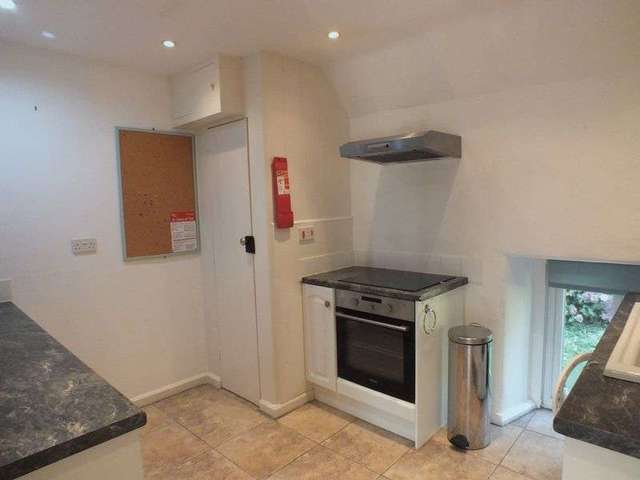  Image of 2 bedroom Flat for sale in Lower Catherston Road Charmouth Bridport DT6 at Lower Catherston Road Charmouth Charmouth, DT6 6LY