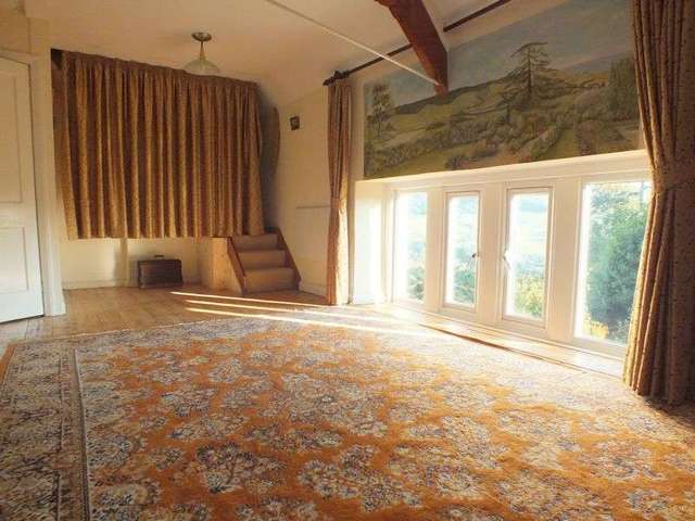  Image of 2 bedroom Flat for sale in Lower Catherston Road Charmouth Bridport DT6 at Lower Catherston Road Charmouth Charmouth, DT6 6LY