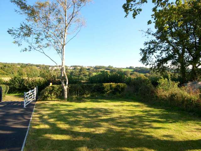  Image of 3 bedroom Bungalow for sale in Lower Metherell Lower Metherell Callington PL17 at Lower Metherell Callington, PL17 8BJ