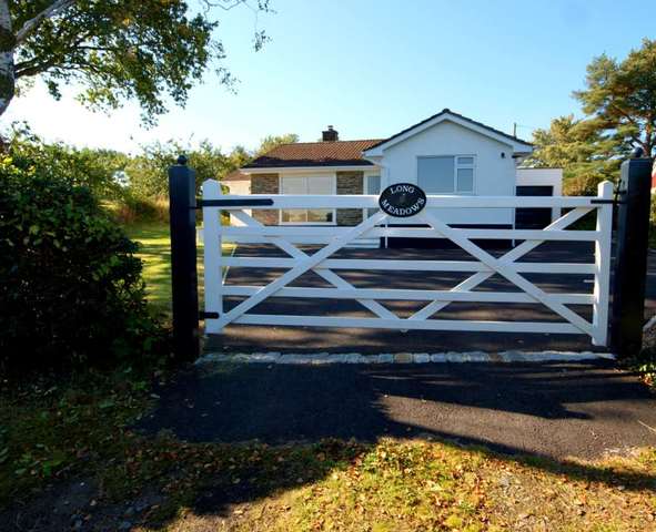 Image of 3 bedroom Bungalow for sale in Lower Metherell Lower Metherell Callington PL17 at Lower Metherell Callington, PL17 8BJ