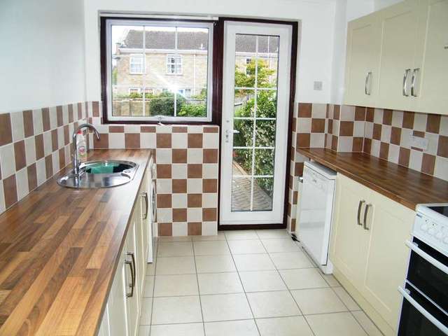  Image of 3 bedroom Terraced house to rent in Wedgwood Drive Parkstone Poole BH14 at Poole, BH14 8EX