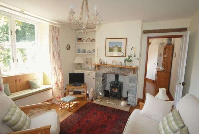  Image of 2 bedroom Cottage for sale in Lower Somerton Lower Somerton Somerton TA11 at Lower Somerton  Somerton, TA11 7AF