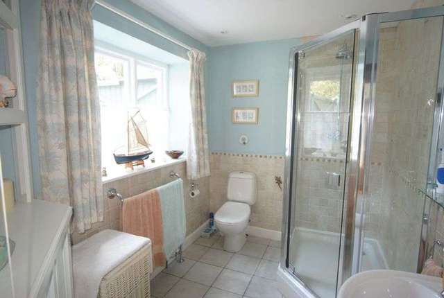  Image of 2 bedroom Cottage for sale in Lower Somerton Lower Somerton Somerton TA11 at Lower Somerton  Somerton, TA11 7AF