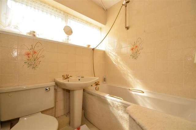  Image of 3 bedroom Semi-Detached house for sale in Lynton Gardens Fareham PO16 at Fareham Hampshire Fareham, PO16 7NB