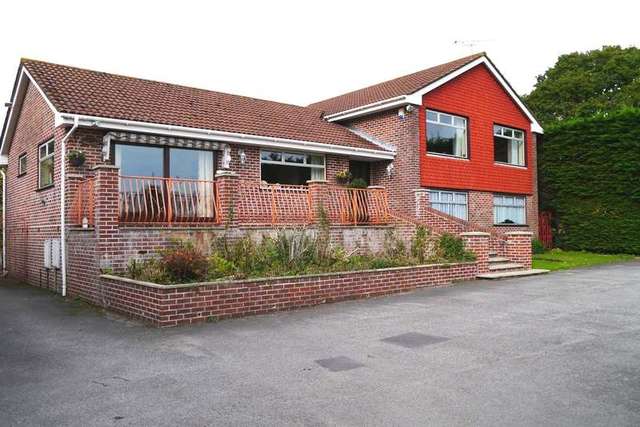  Image of 1 bedroom Detached house to rent in Wimborne Road Lytchett Matravers Poole BH16 at Wimborne Road Lytchett Matravers Poole, BH16 6HQ