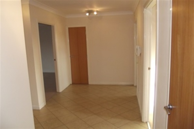  Image of 2 bedroom Flat to rent in Macdougall Street Glasgow G43 at Pollokshaws Glasgow Glasgow, G43 1RZ