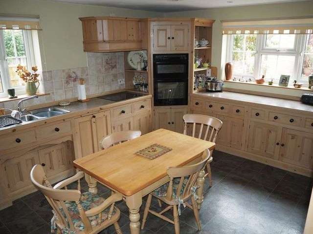  Image of 4 bedroom Detached house for sale in Main Street Dry Doddington Newark NG23 at Main Street Dry Doddington Dry Doddington, NG23 5HU