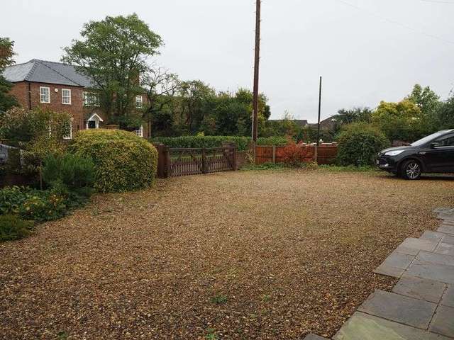  Image of 4 bedroom Detached house for sale in Main Street Dry Doddington Newark NG23 at Main Street Dry Doddington Dry Doddington, NG23 5HU