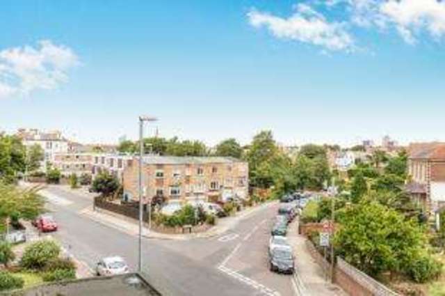  Image of 2 bedroom Flat for sale in Malvern Road Southsea PO5 at Malvern Road Southsea Portsmouth, PO5 2LD