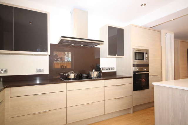  Image of 3 bedroom Semi-Detached house for sale in Manchester Road Southport PR9 at Southport Banks, PR9 9BJ