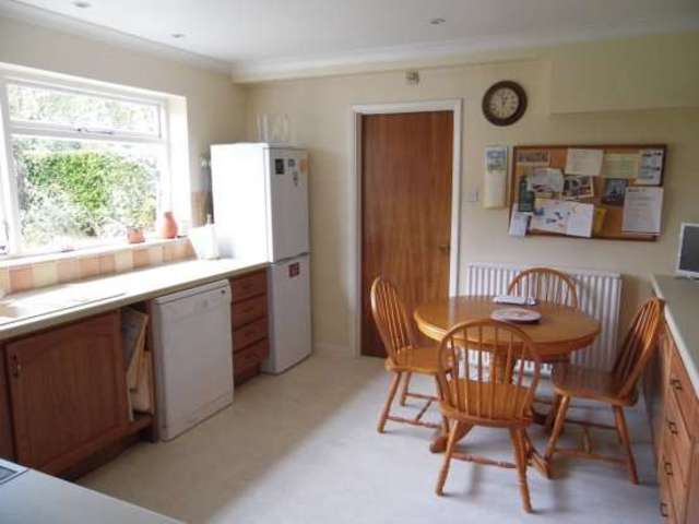  Image of 4 bedroom Detached house for sale in Manor Road Henley-on-Thames RG9 at Henley-On-Thames Oxfordshire Henley-On-Thames, RG9 1LU