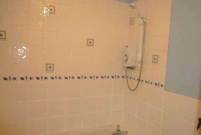  Image of 1 bedroom Maisonette to rent in Maplin Park Langley Slough SL3 at Langley, SL3 8YB