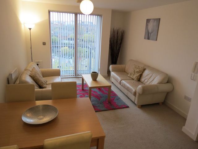  Image of 1 bedroom Apartment to rent in Hornbeam Way Manchester M4 at 1 Hornbeam Way  Manchester City, M4 4AQ