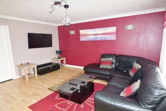  Image of 3 bedroom Detached house for sale in Matlock Close Great Sankey Warrington WA5 at Great Sankey  Warrington, WA5 3QZ