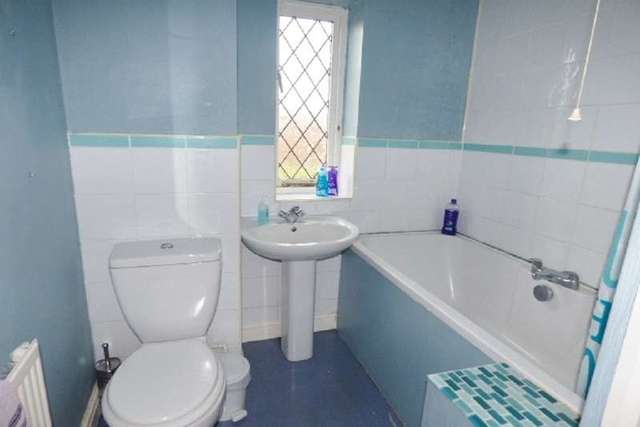  Image of 3 bedroom Detached house for sale in Matlock Close Great Sankey Warrington WA5 at Great Sankey  Warrington, WA5 3QZ