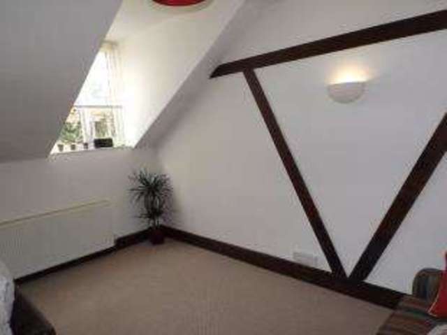  Image of 1 bedroom Flat for sale in Mayfield Road Moseley Birmingham B13 at Moseley Birmingham Moseley, B13 9HH