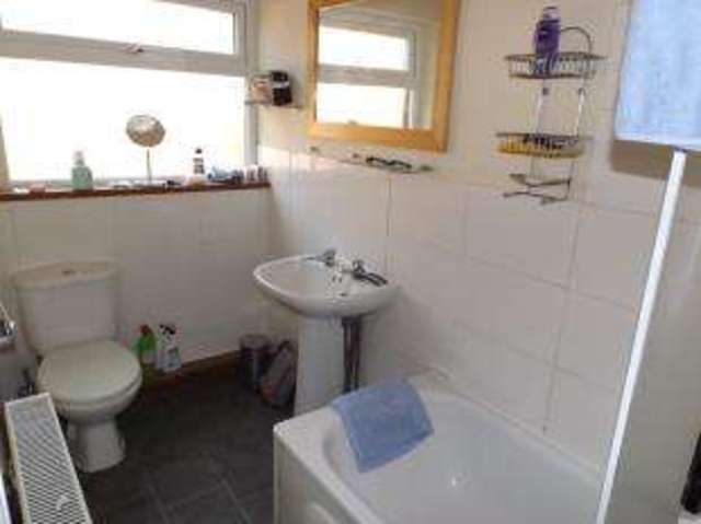  Image of 1 bedroom Flat for sale in Mayfield Road Moseley Birmingham B13 at Moseley Birmingham Moseley, B13 9HH