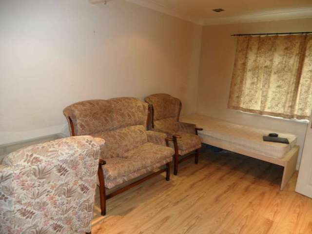  Image of 2 bedroom Detached house to rent in Meadow Road Barking IG11 at Meadow Road  Barking, IG11 9QS