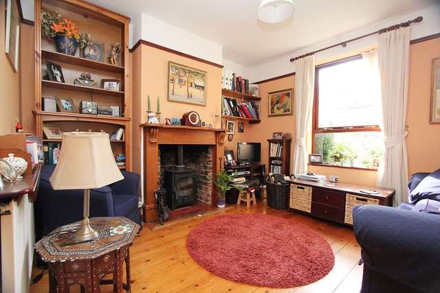  Image of 2 bedroom Semi-Detached house for sale in Meadowside Road Pangbourne Reading RG8 at Meadowside Road Pangbourne Reading, RG8 7NG