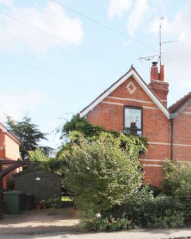  Image of 2 bedroom Semi-Detached house for sale in Meadowside Road Pangbourne Reading RG8 at Meadowside Road Pangbourne Reading, RG8 7NG