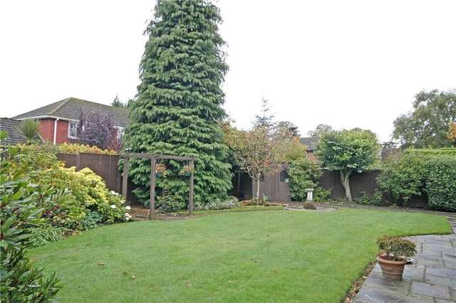  Image of 3 bedroom Detached house for sale in Melbury Close West Byfleet KT14 at West Byfleet Surrey West Byfleet, KT14 6RG