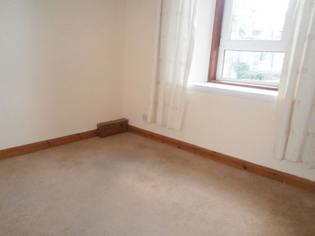  Image of 2 bedroom Flat to rent in Melville Street Perth PH1 at Perth Perthshire Perthshire, PH1 5PY