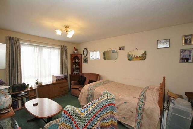 Image of 1 bedroom Retirement Property for sale in Meon Gardens Swanmore Southampton SO32 at Meon Gardens Swanmore Southampton, SO32 2TN