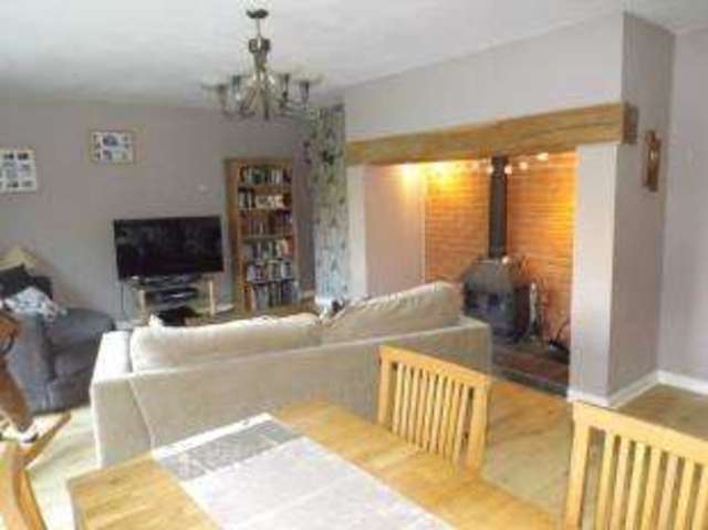  Image of 4 bedroom Semi-Detached house for sale in Middle Lane Cropthorne Pershore WR10 at Cropthorne Pershore Cropthorne, WR10 3LZ