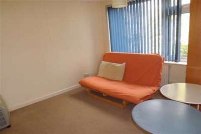  Image of 2 bedroom Flat to rent in Milcote Road Solihull B91 at Solihull, B91 1JW