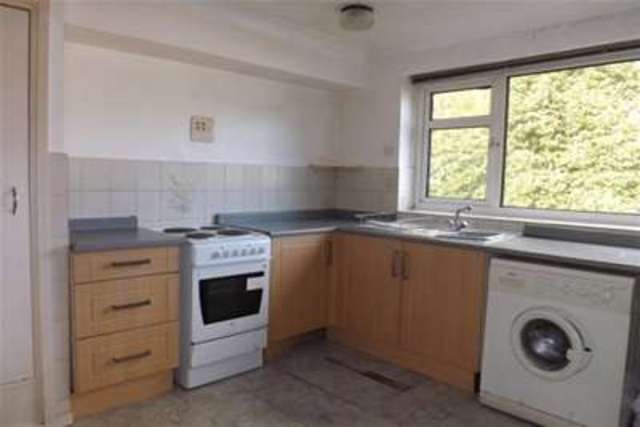  Image of 2 bedroom Flat to rent in Milcote Road Solihull B91 at Solihull, B91 1JW