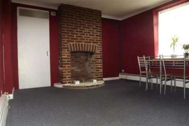  Image of 1 bedroom Flat to rent in Mile End Road Colchester CO4 at Colchester, CO4 5BU