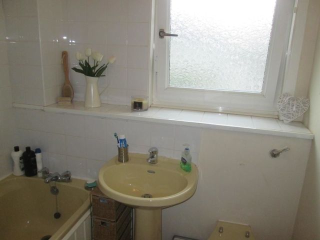  Image of 3 bedroom Semi-Detached house to rent in Morlich Place Kinross KY13 at Kinross Perthshire Perthshire, KY13 8BW