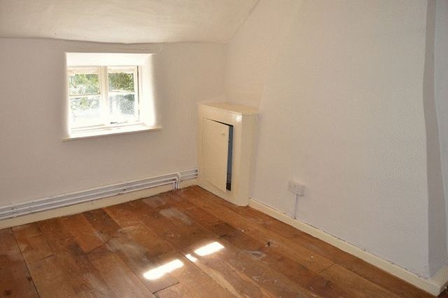  Image of 4 bedroom Detached house for sale in Church Walk Motcombe Shaftesbury SP7 at Church Walk  Motcombe, SP7 9NU