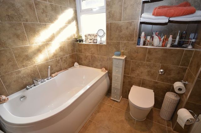  Image of 2 bedroom Flat for sale in Mount Pleasant Road Brixham TQ5 at Mount Pleasant Road  Brixham, TQ5 9RP