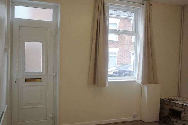  Image of 3 bedroom Terraced house to rent in Munro Street Penkhull Stoke-on-Trent ST4 at Munro Street West End Stoke-On-Trent, ST4 5HA