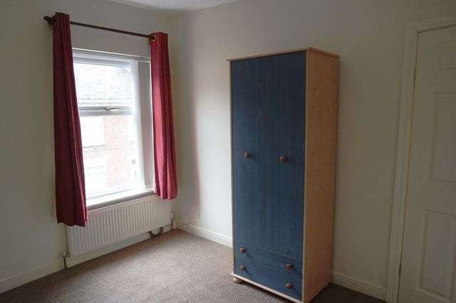  Image of 3 bedroom Terraced house to rent in Munro Street Penkhull Stoke-on-Trent ST4 at Munro Street West End Stoke-On-Trent, ST4 5HA