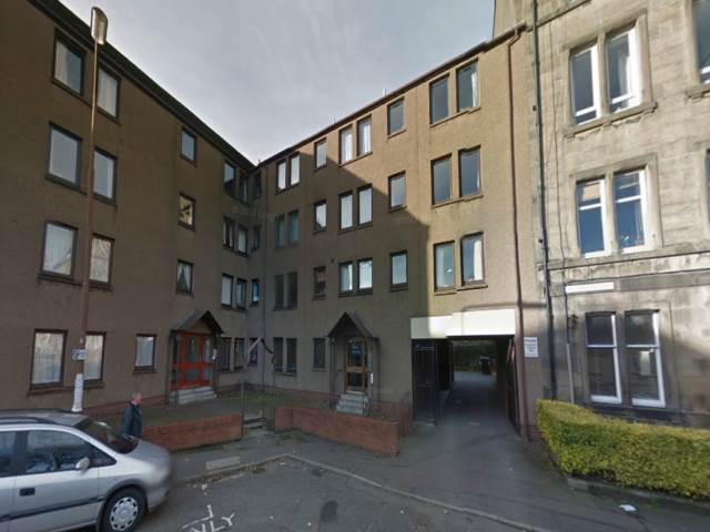  Image of 2 bedroom Flat to rent in Murieston Place Edinburgh EH11 at Dalry Edinburgh Edinburgh, EH11 2LT
