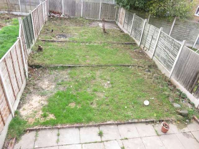  Image of 3 bedroom Town House for sale in Napier Road Walsall WS2 at Walsall, WS2 7JJ