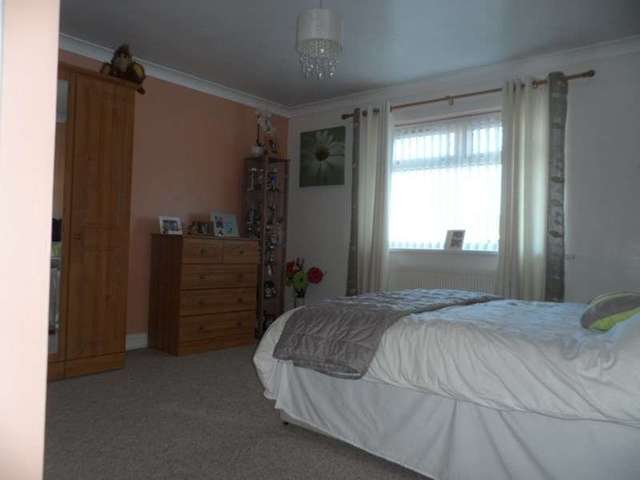  Image of 4 bedroom Property for sale in Neath Road Ystradgynlais Swansea SA9 at Neath Road Ystradgynlais Swansea, SA9 1PR