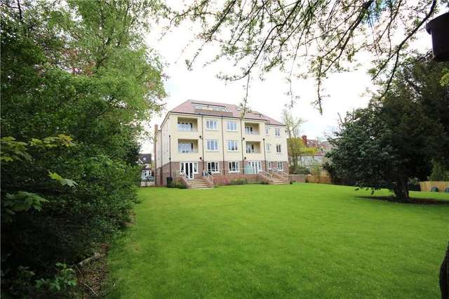  Image of 2 bedroom Flat for sale in Nether Street London N12 at London  Woodside Park, N12 8EU