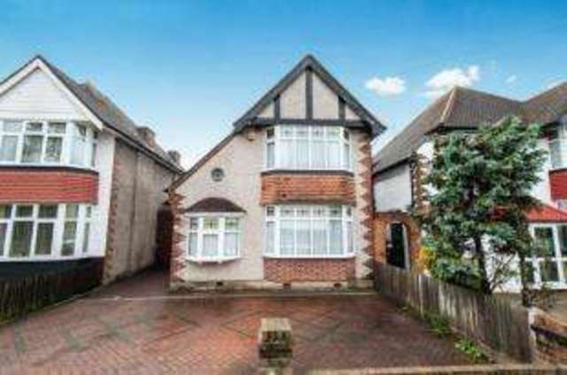  Image of 3 bedroom Detached house for sale in Gainsborough Road Old Malden Worcester Park KT3 at New Malden  New Malden, KT3 5NU