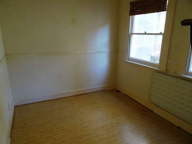  Image of 1 bedroom Flat for sale in Nile Street Bath BA1 at Kingsmead Bath Bath, BA1 2AZ