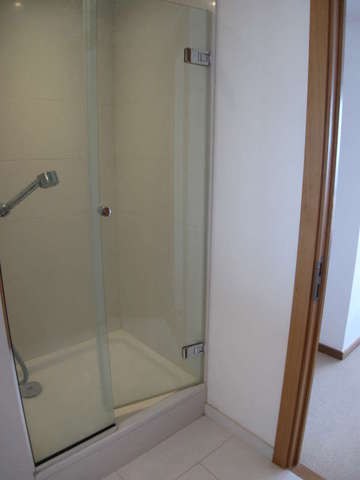  Image of 2 bedroom Flat to rent in Hertsmere Road London E14 at Docklands London West India Quay, E14 4EG