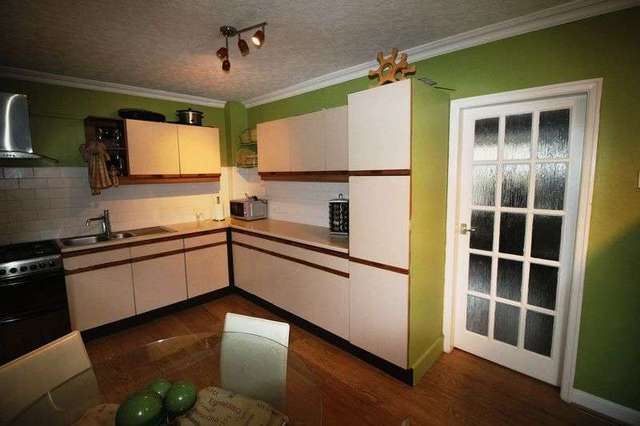  Image of 3 bedroom Terraced house for sale in Norman Avenue Elland HX5 at Norman Avenue  Elland, HX5 9BU