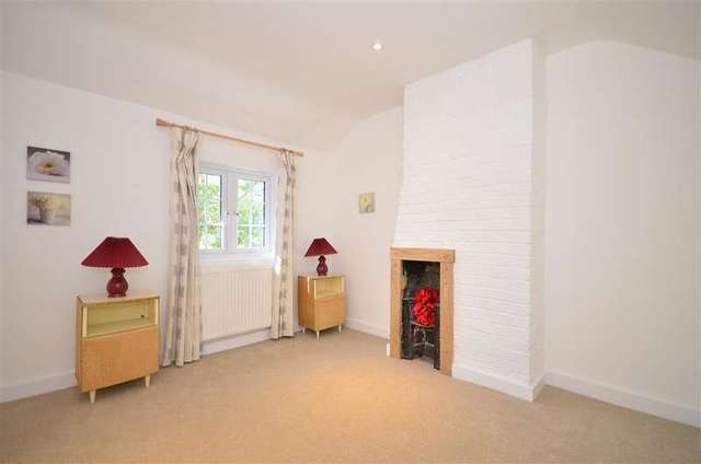  Image of 2 bedroom Terraced house for sale in North Row Uckfield TN22 at Uckfield East Sussex Uckfield, TN22 1ES