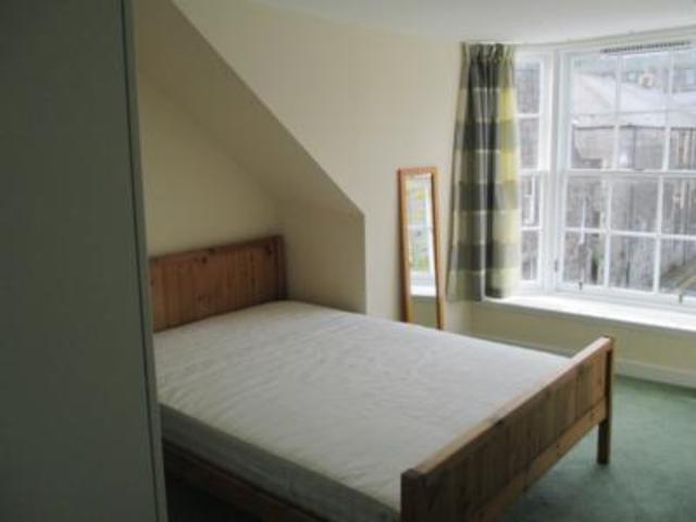  Image of 4 bedroom Flat to rent in North Silver Street Aberdeen AB10 at City Centre Aberdeen Aberdeen, AB10 1RJ