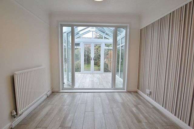  Image of 3 bedroom Semi-Detached house to rent in Oakdale Avenue Willerby Hull HU10 at Oakdale Avenue Willerby Hull, HU10 6BB